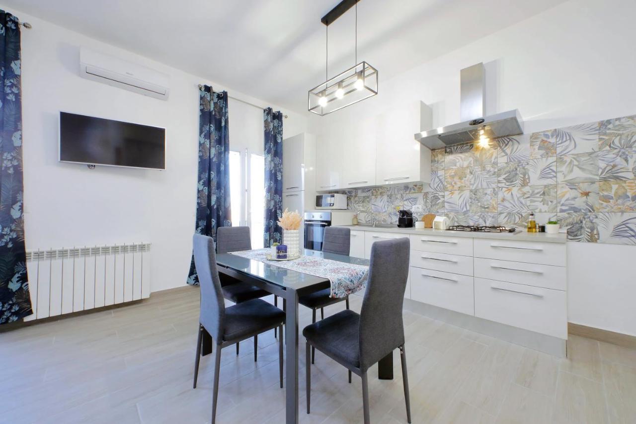 Spazioso - Vicino Al Mare E A Roma Apartment *