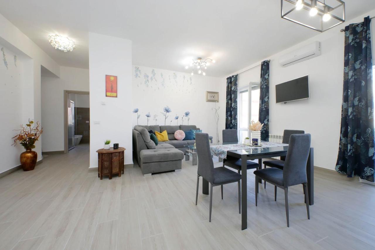 Apartment Spazioso - Vicino Al Mare E A Roma Fiumicino